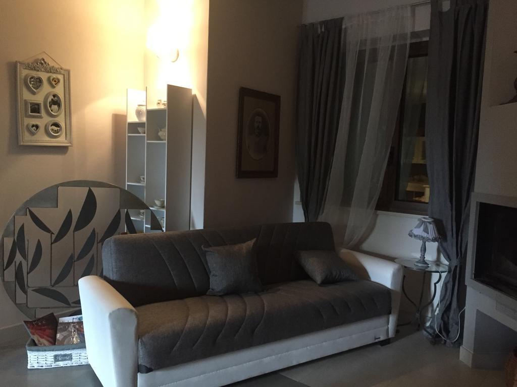 Appartamento Dell Agriturismo Pane E Olio トーディ エクステリア 写真